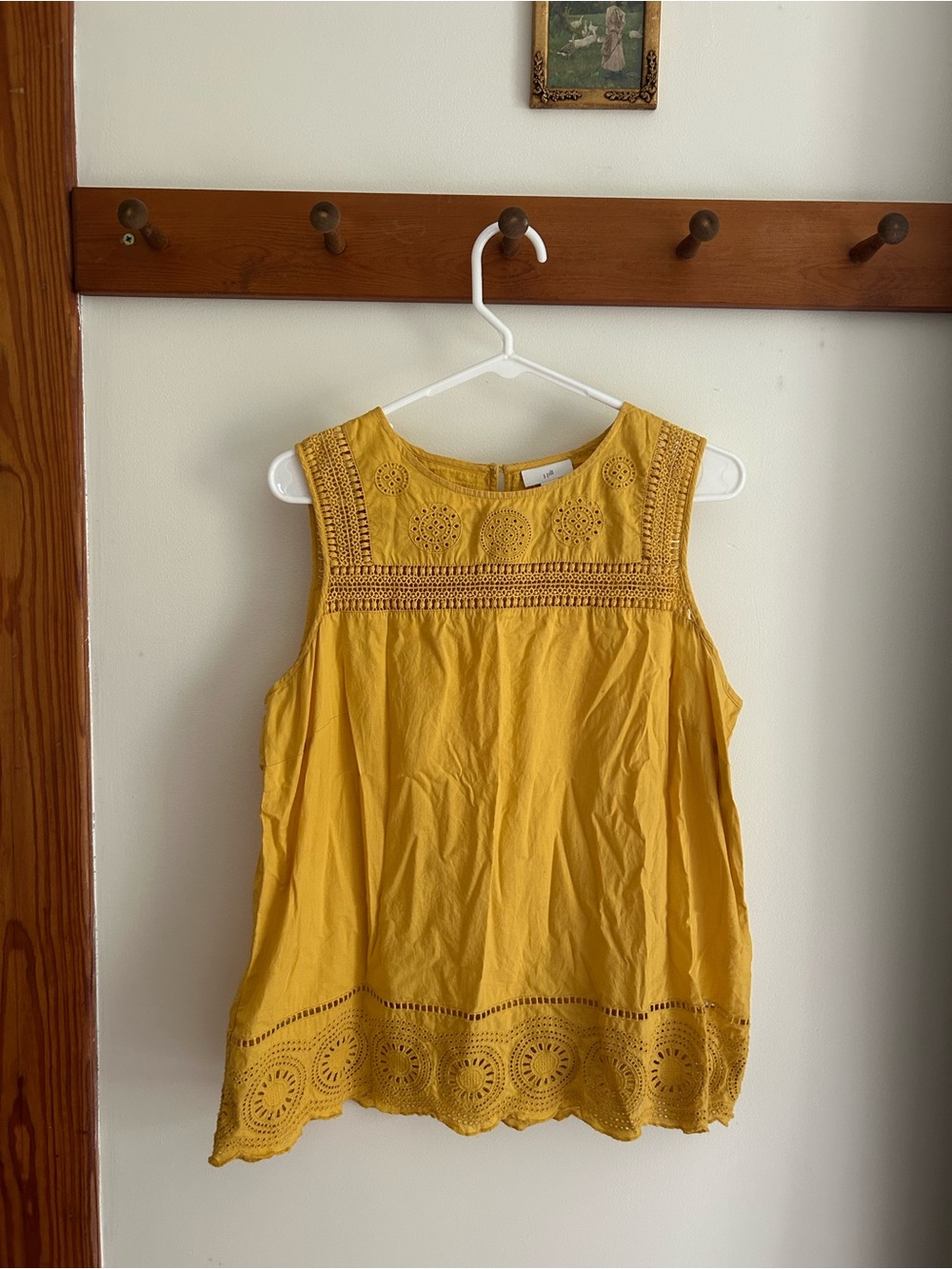Sleeveless Crochet Trim Yellow Women's Top